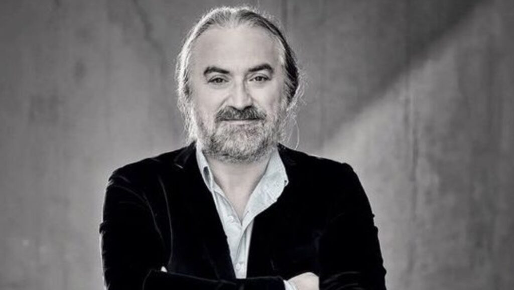 Famous Turkish singer Volkan Konak dies after collapsing during concert in Cyprus | Hollywood