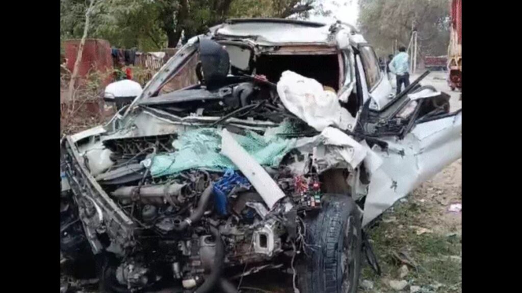 Four of family from Gujarat killed in car crash in Jhansi
