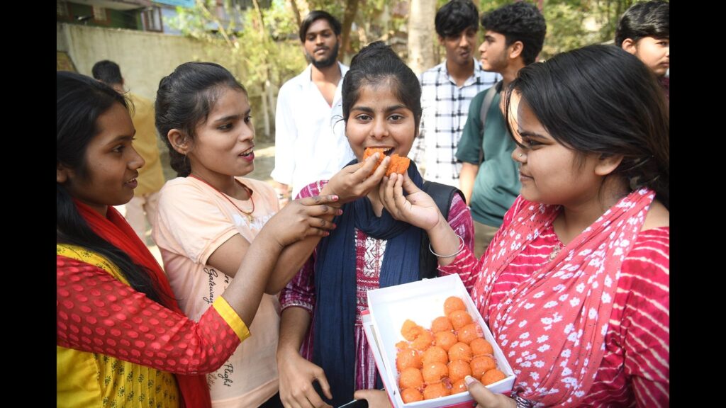 Girls outshine boys in 3 streams in Bihar Board’s 12th result