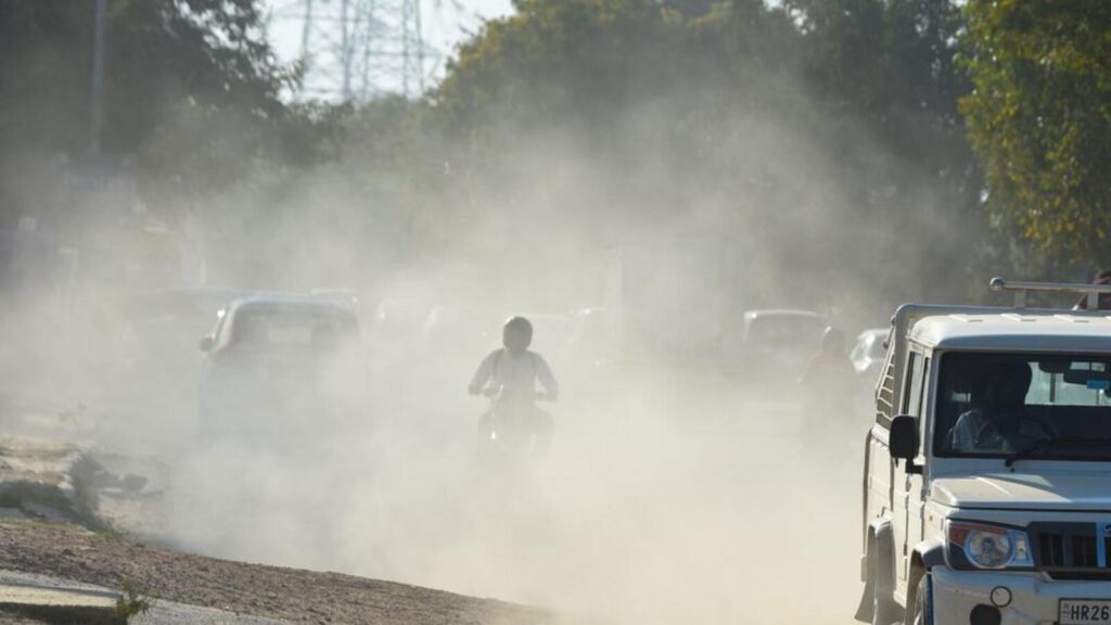 Gurugram residents appeal to CAQM for action against dust pollution