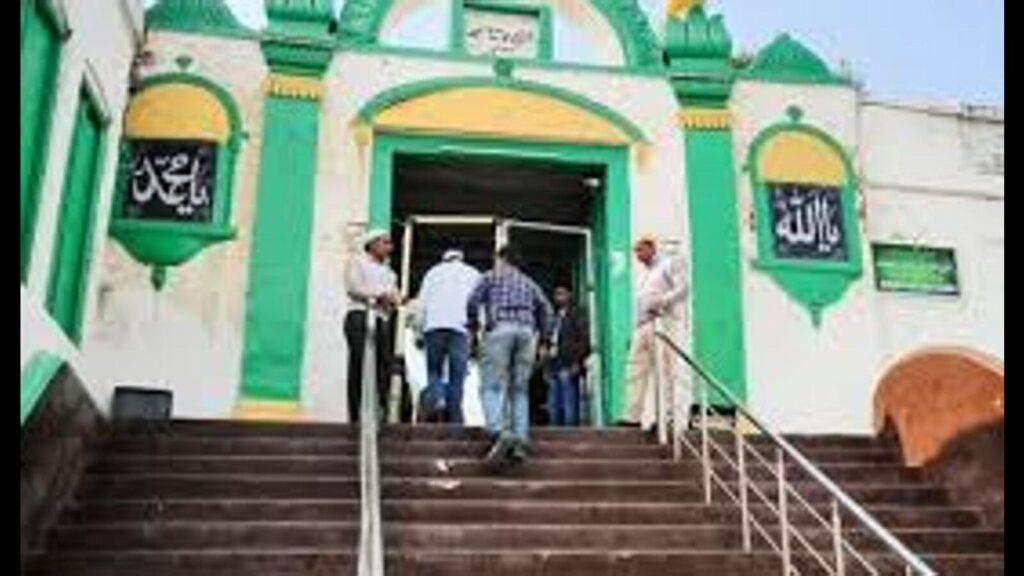 HC seeks ASI reply on exterior whitewashing of Sambhal mosque