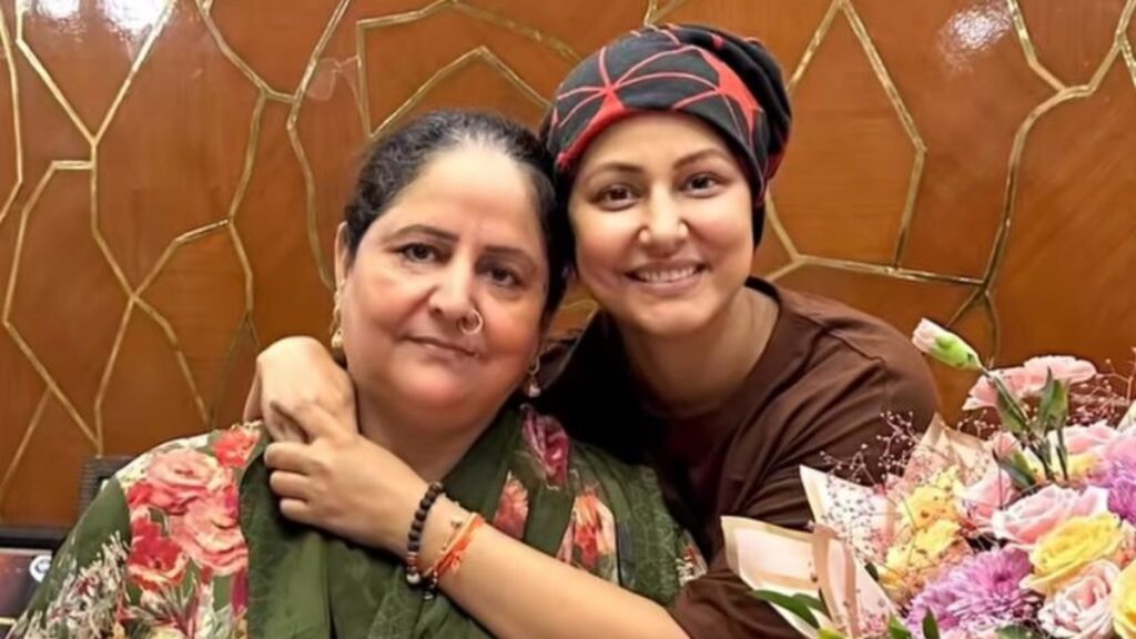 Hina Khan reveals her mother cries during Namaz amid her cancer battle, says father ‘couldn’t have seen me in pain’