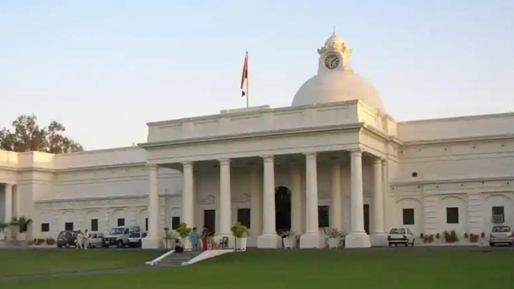 IIT Roorkee researchers find Thymol as potential tool to combat bacterial infections | Education