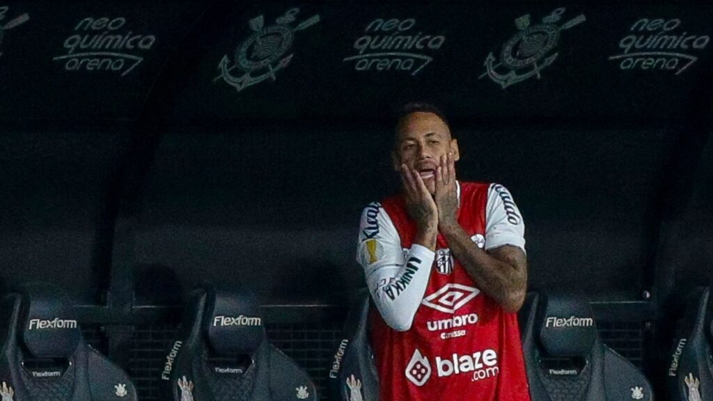 Injured Neymar under fire for missing semifinal with Santos after celebrating Carnival | Football News