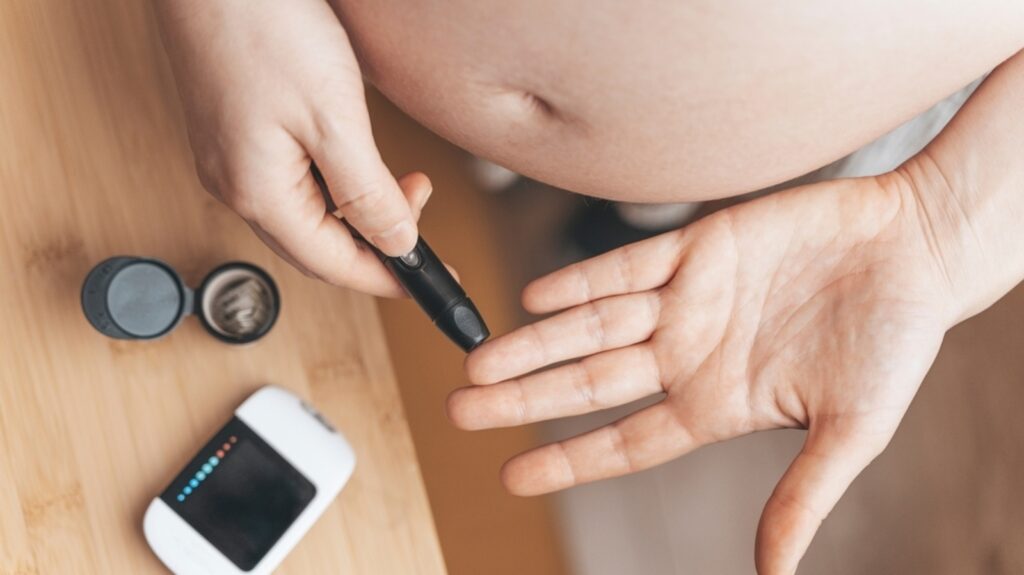 Insulin resistance and stubborn belly fat: Doctor explains link, tips to manage | Health