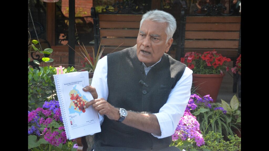 Jakhar dares CM Mann to pass state’s draft agricultural policy