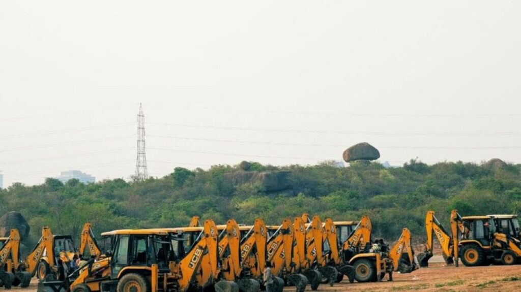 Journalist detained amid students’ stir over bulldozers at Hyderabad university; BRS slams Telangana govt | Latest News India