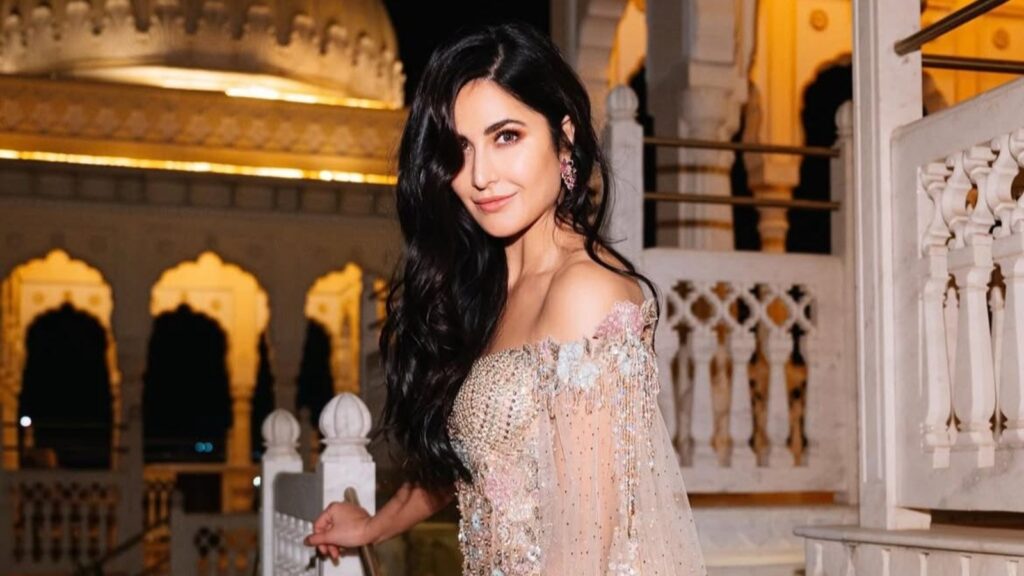 Katrina Kaif: Recreate iconic looks of the Bollywood diva who reigns over our hearts | Fashion Trends