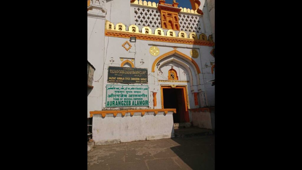 Khuldabad’s timeless legacy: Sufi shrines, Mughal tombs, and the ongoing debate