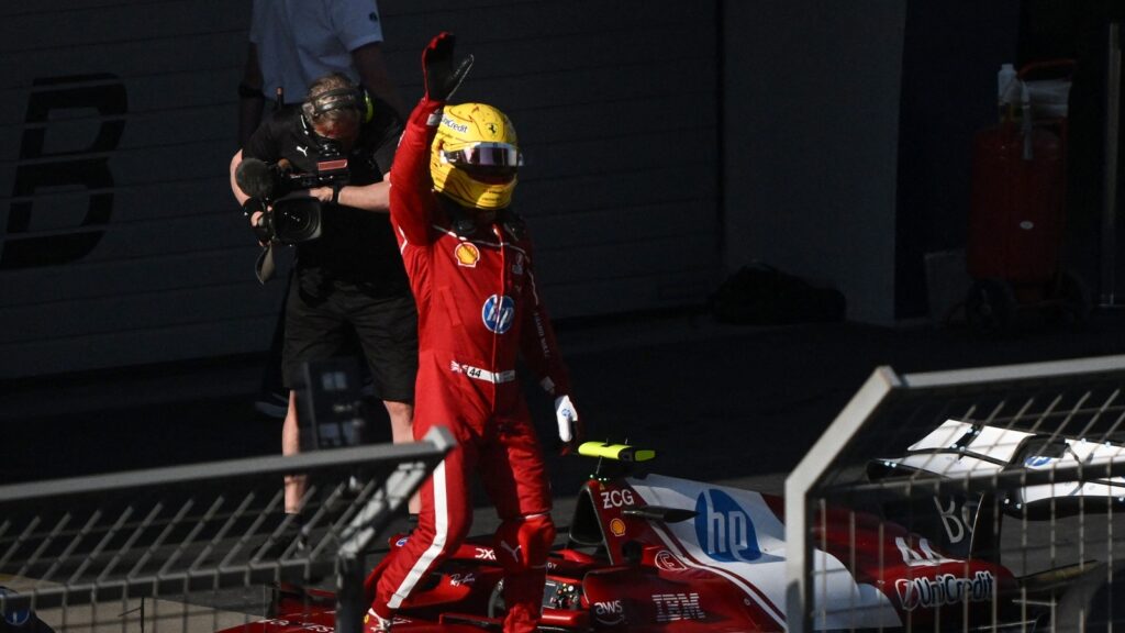 Lewis Hamilton takes first pole for Ferrari in China sprint race