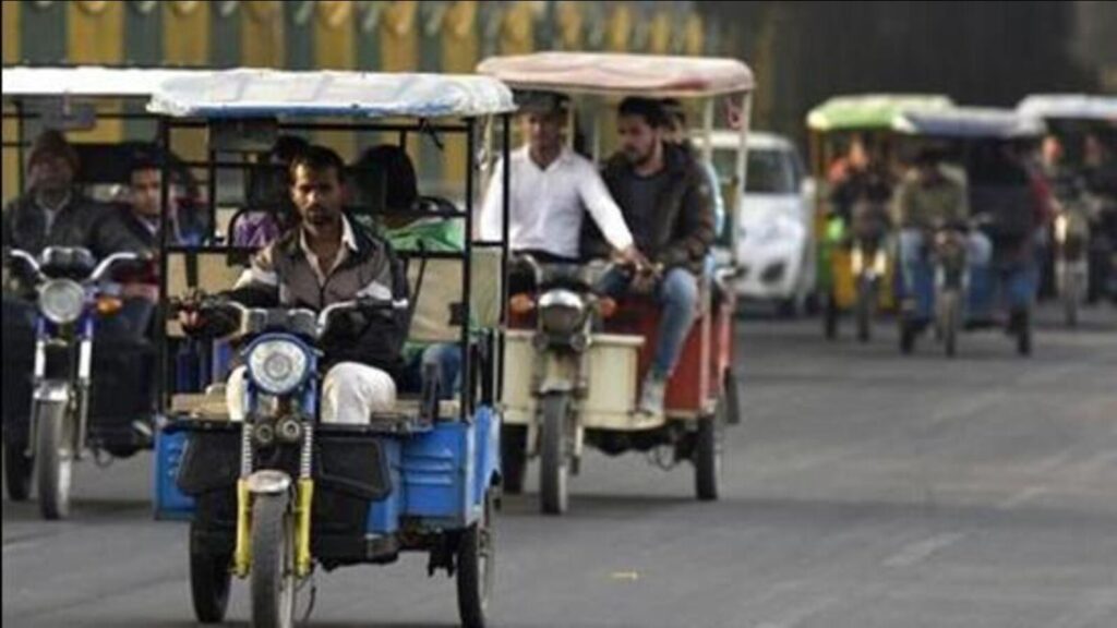 Ludhiana: 80 MC e-rickshaws still missing, sanitary inspectors face heat