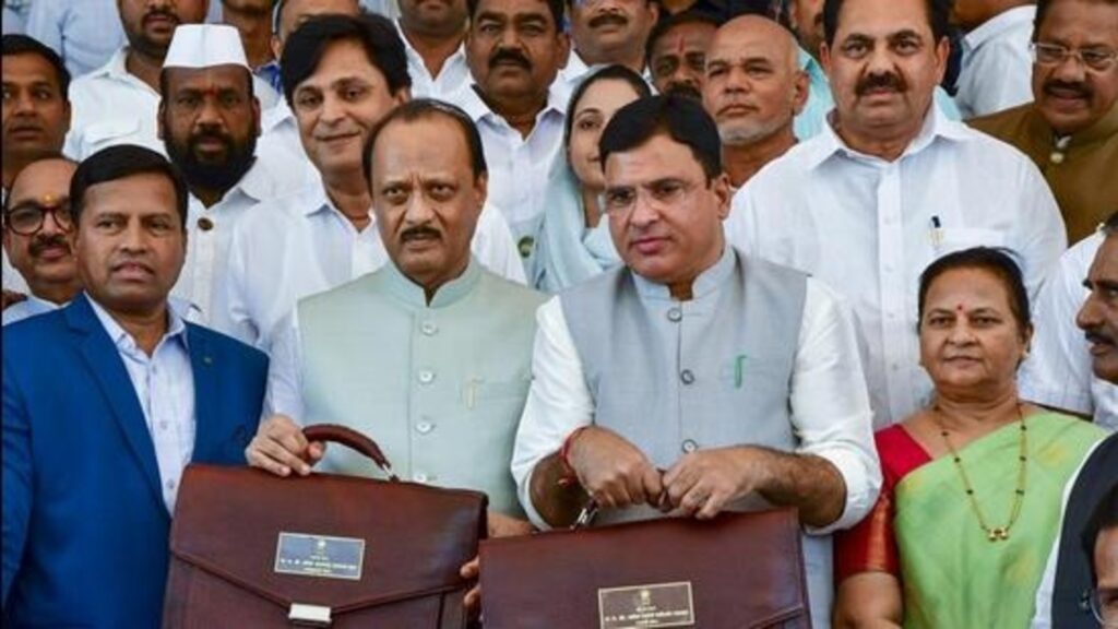 Maharashtra Budget 2025 proposes an increase in stamp duty on supplementary property documents from ₹100 to ₹500
