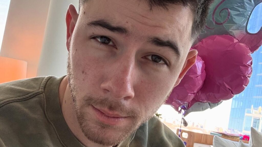 Malti Marie decks up dad Nick Jonas in her adorable bows, he accepts it as ‘girl dad life’ | Hollywood