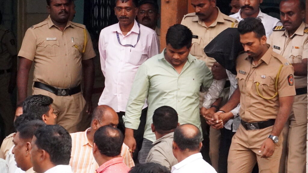Mumbai cops launch ‘operation all out’ days after Pune bus rape: Report | Latest News India