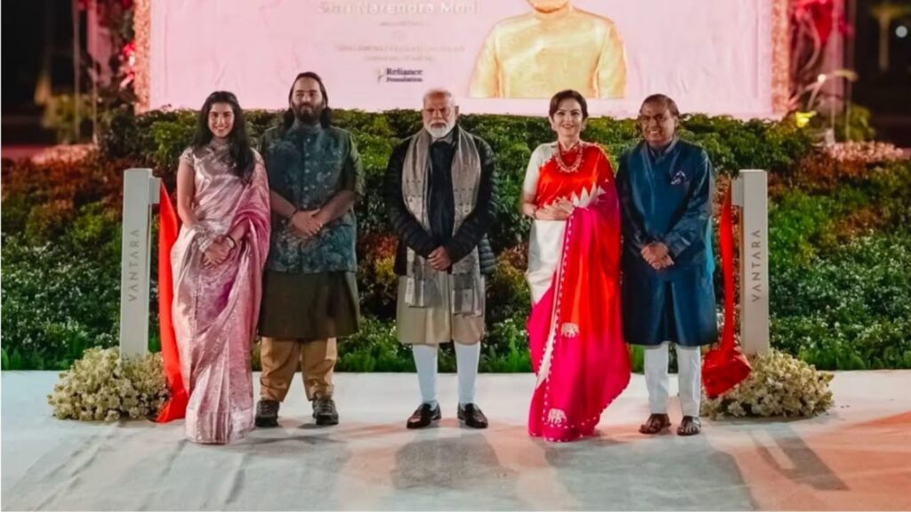 Nita Ambani and Radhika Merchant flaunt beautiful sarees as PM Modi inaugurates Vantara wildlife centre. See glam pics | Fashion Trends