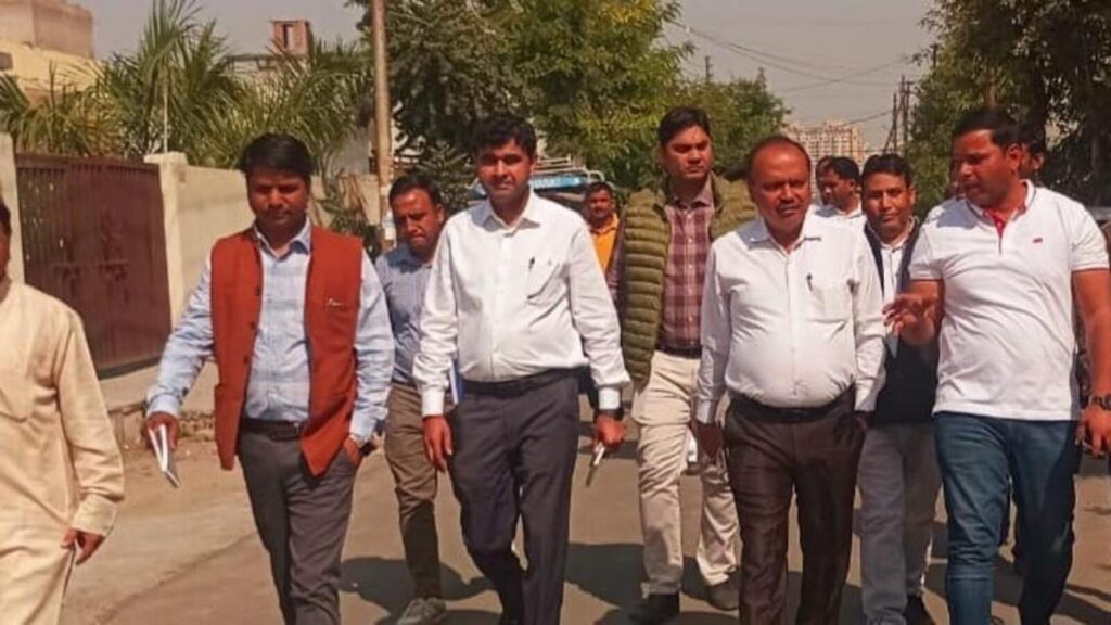 Noida: Sector 117 launches drive for Swachh Survekshan 2025