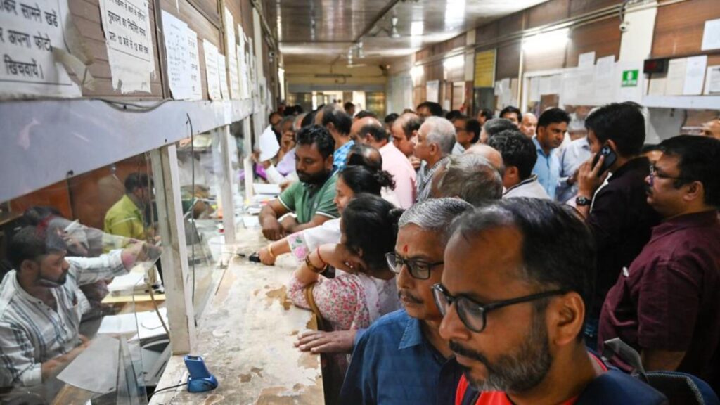 Noida: UP registry dept opens on Sunday for Navratri rush