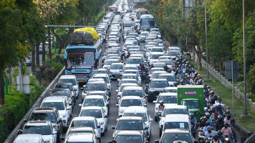 Noida traffic police readies SOS plans for key routes