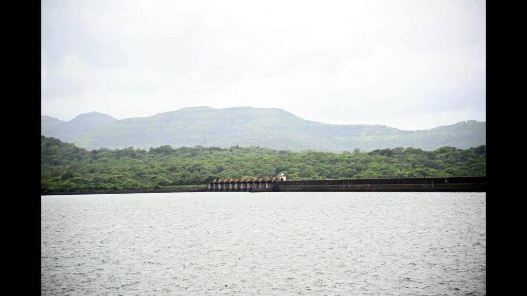 Notice to DIAT Pune over water pollution in Khadakwasla dam