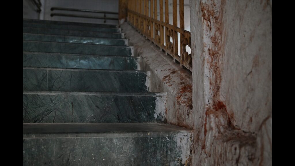 Offices struggle to stay clean as spitting menace continues in Lucknow