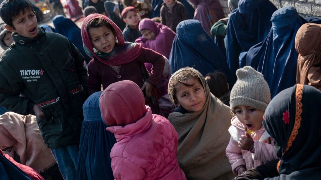 One day to go before Pakistan deports Afghan nationals, ACC holders | World News