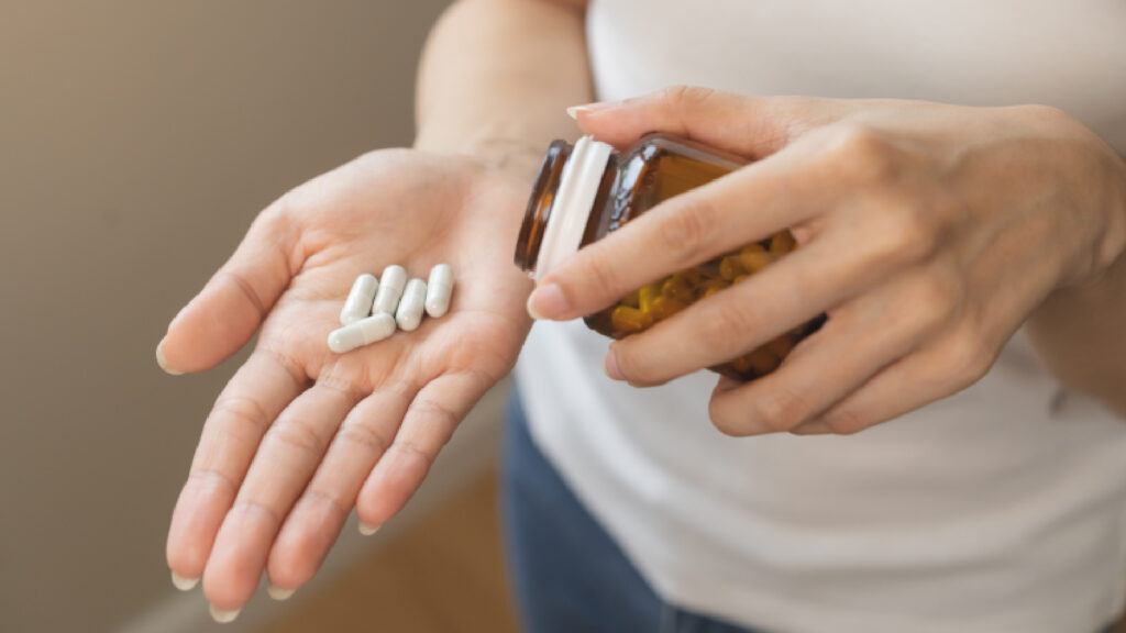 Only taking collagen supplements? Dermat shares 5 foods that boost collagen more effectively | Health