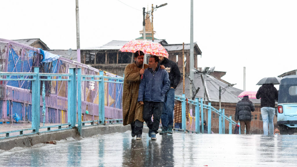 Orange alert issued: Here’s what travellers need to know before visiting Kashmir | Travel