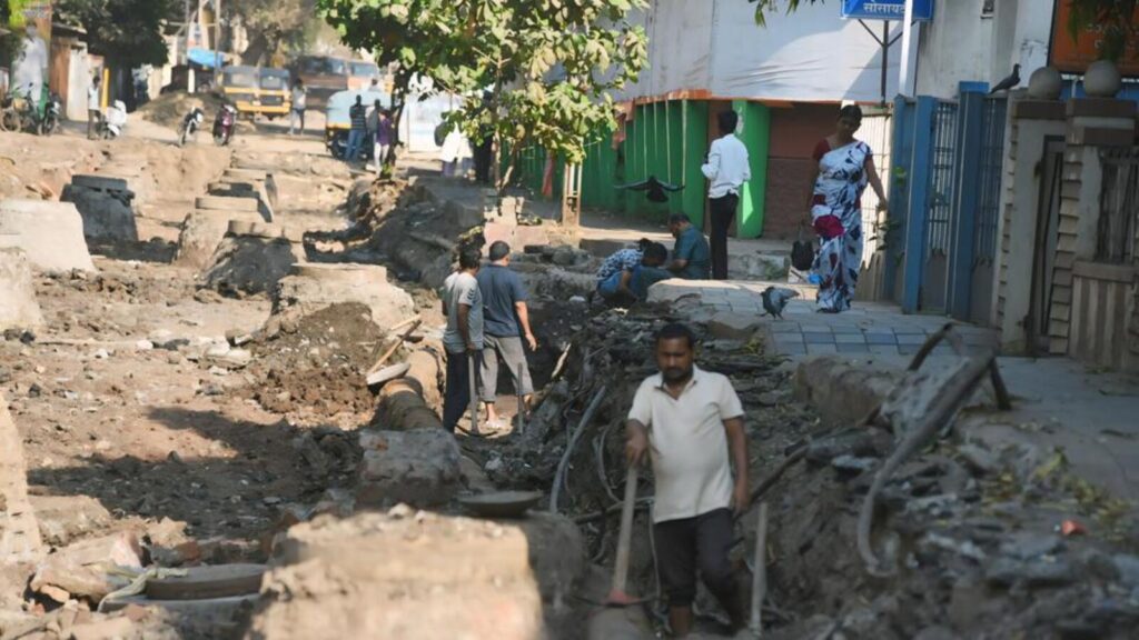 PMC’s drainage, road works cause traffic, dust woes across city