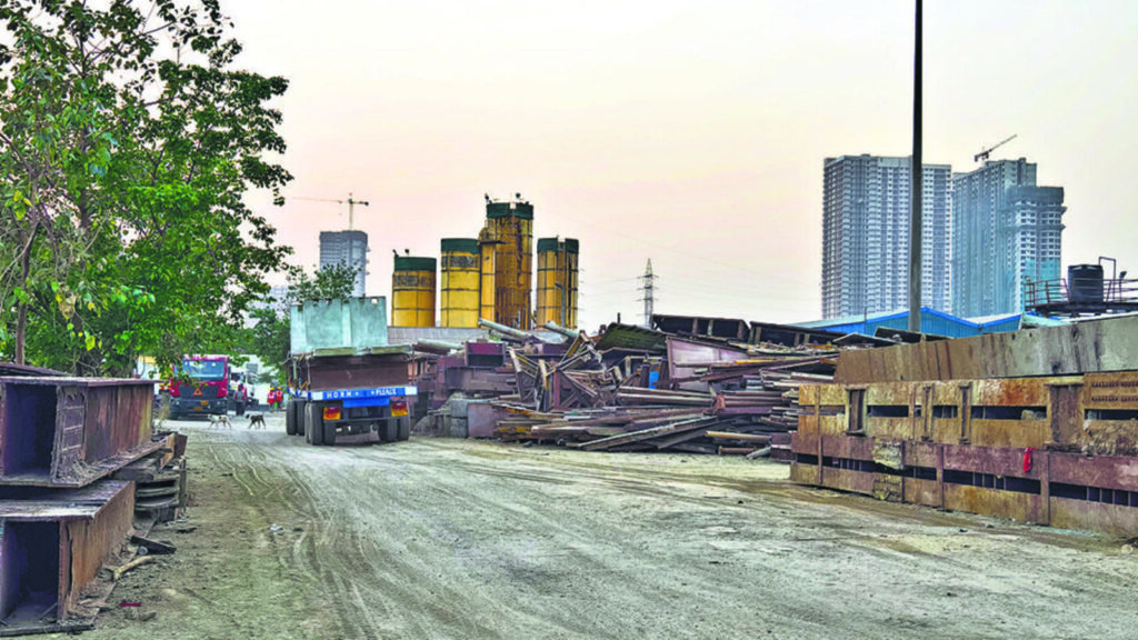 Pay up or payments will be withheld, Metro contractors told | Mumbai news