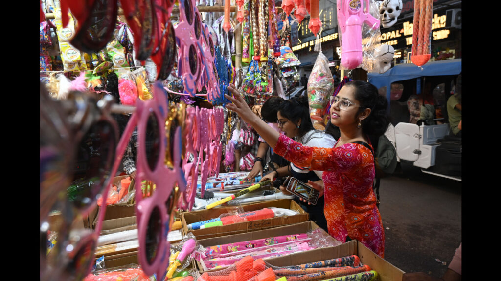 Police step up vigil, deployments for Holi celebrations