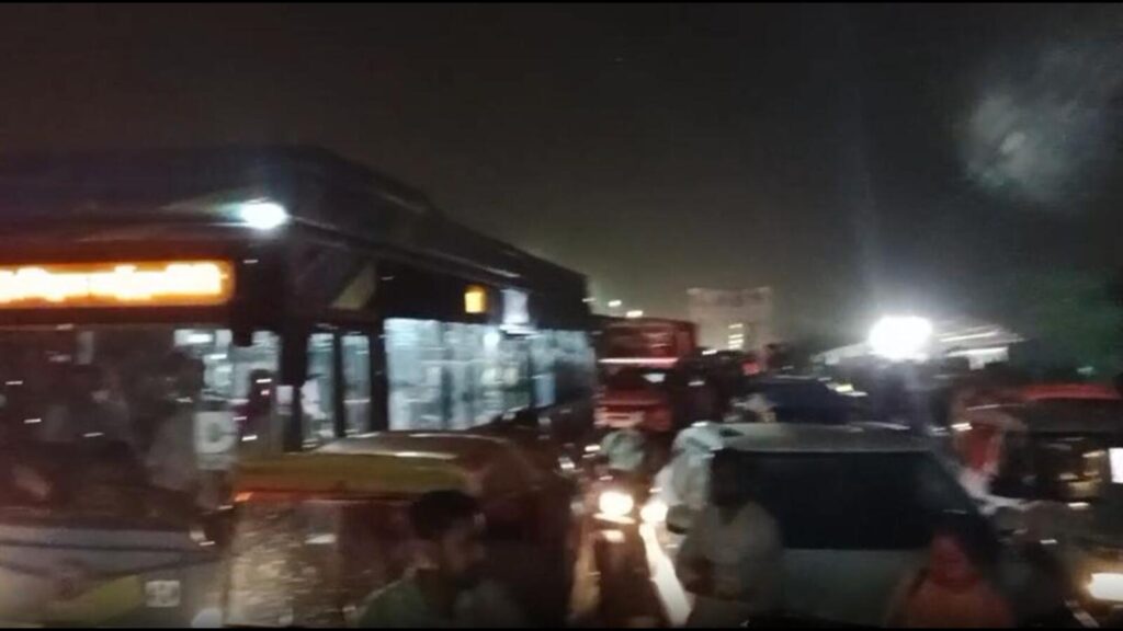 Prolonged outage has Burari residents protesting on ORR, bringing traffic to a halt | Latest News Delhi