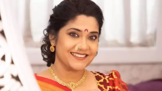 Renuka Shahane says Hum Aapke Hain Koun memes keep her ‘alive’: ‘Society doesn’t give attention that talent deserves’ | Web Series