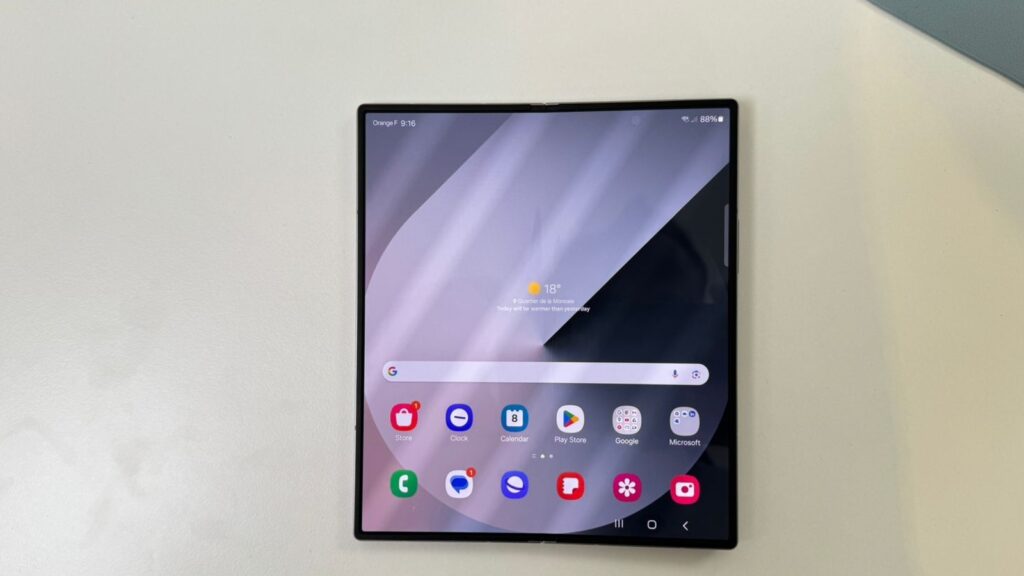 Samsung Galaxy Z Fold 7, Motorola Razr 60 series, and more foldable phones launching soon