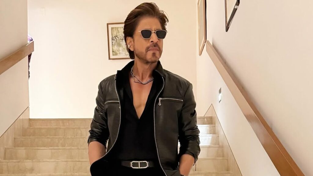 Shah Rukh Khan’s blinding diamond necklace with dapper outfit for IPL 2025 opening ceremony steals the show. Pics | Fashion Trends
