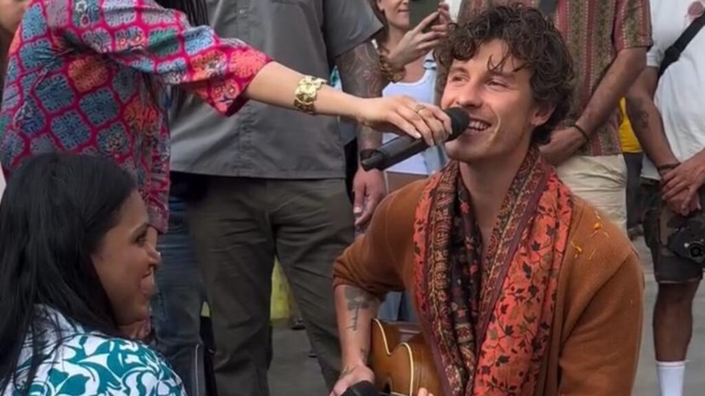 Shawn Mendes turns Mumbai streets into a private concert, sings Señorita; fans say ‘Bangalorians, learn something’