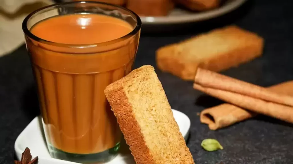 Start your Iftar with this delicious cup of caramelised cheeni chai