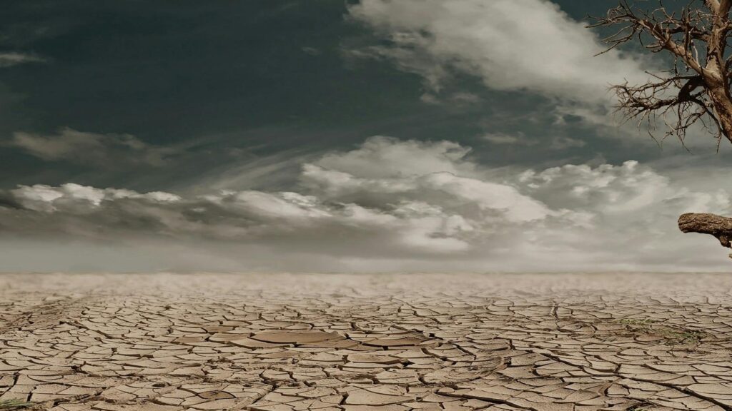 The 40°C threshold is hit earlier and lasts longer