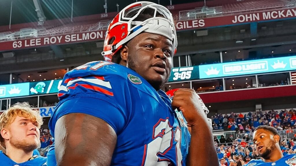 Top 10 heaviest NFL players ever – Will Desmond Watson, at 464 pounds, break the record?