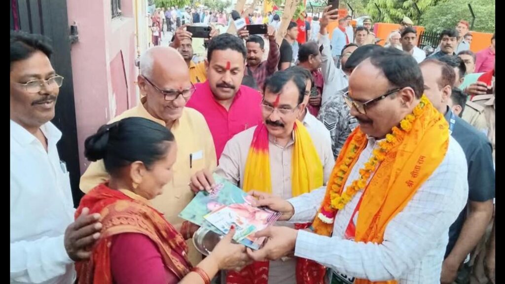 U.P. deputy CM Pathak praises Rajnath for Lucknow’s development