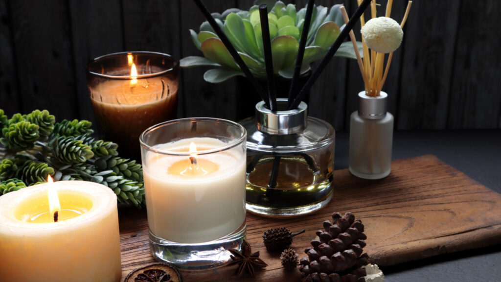 Want your home to smell good? Check out this comprehensive guide to know the right fragrance for your interiors