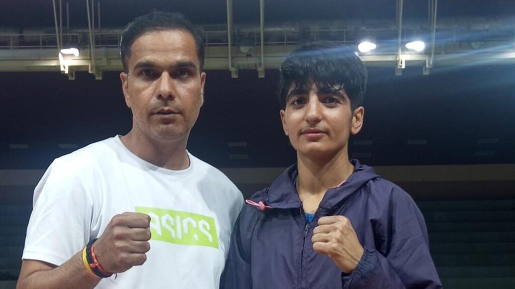Women’s boxing Natls: Minakshi stuns world champion Nitu, sails into semis