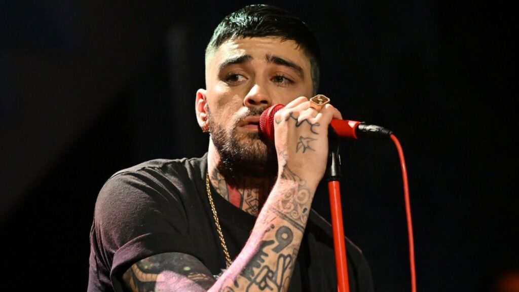 Zayn Malik cancels Mexico City show after getting ‘severe food poisoning’, apologises to fans