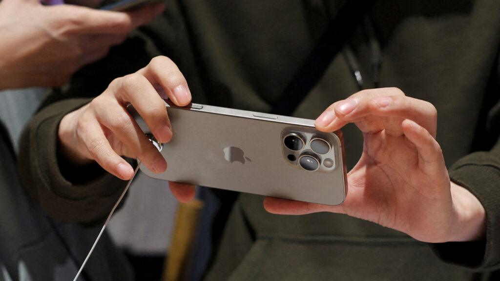 iPhone 16 Pro drops to ₹1,05,355 on Amazon: How to get a discount of over ₹14,000