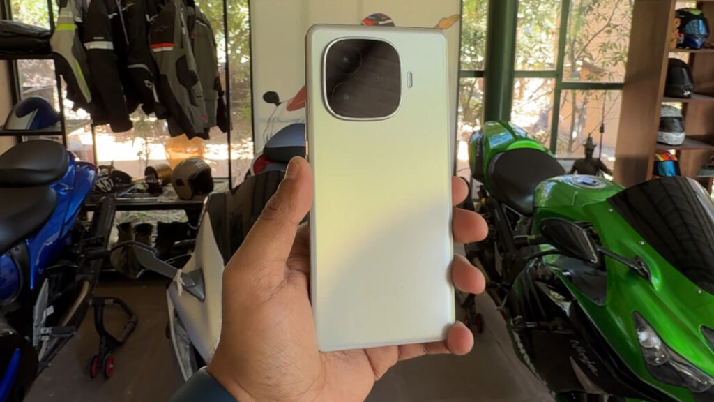 iQOO Neo 10R launched in India, optimised by India’s top pro gamers: Details here
