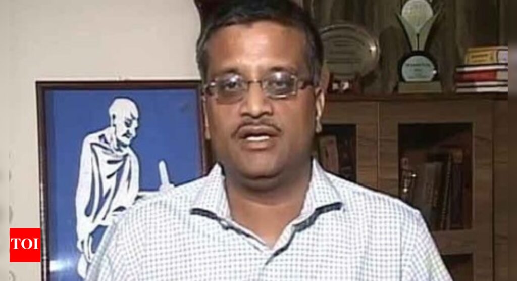 IAS Ashok Khemka: Officer With 57 Transfers Bids Adieu to Public Service | Chandigarh News