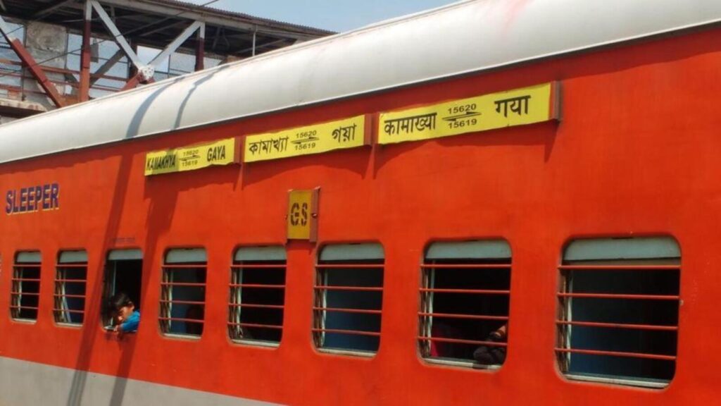 24-year-old woman thrown off train after she stands up to robbers, dies: Police