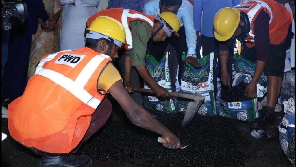 After pilot success, PWD to fix potholes with instant tech | Latest News Delhi