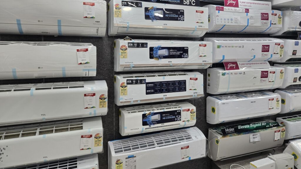 Amazon deals on 1 ton ACs: Enjoy minimum 40% off on top AC brands like Lloyd, LG, Samsung and more