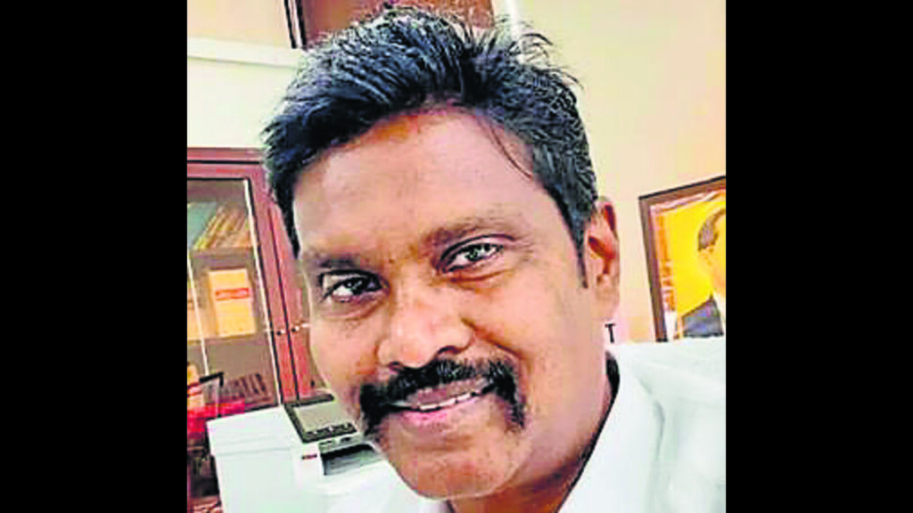 Andhra govt issues charge memo against ex-CID chief | Latest News India