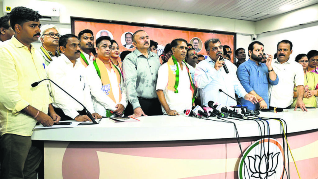 BJP inducts key PWP leaders before local body elections | Mumbai news